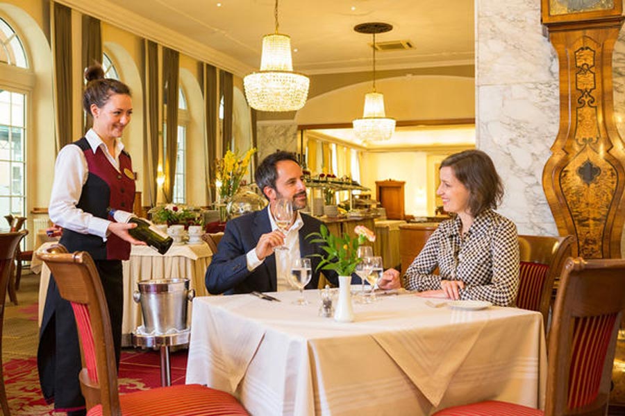 Jobs bei Schick Hotels Wien - Restaurant Stefanie
