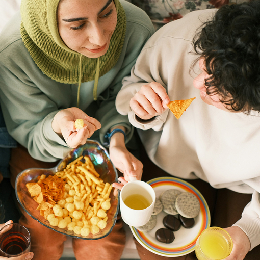 Kleine Snacks, großer Effekt: So bleiben Körper & Geist im Job top